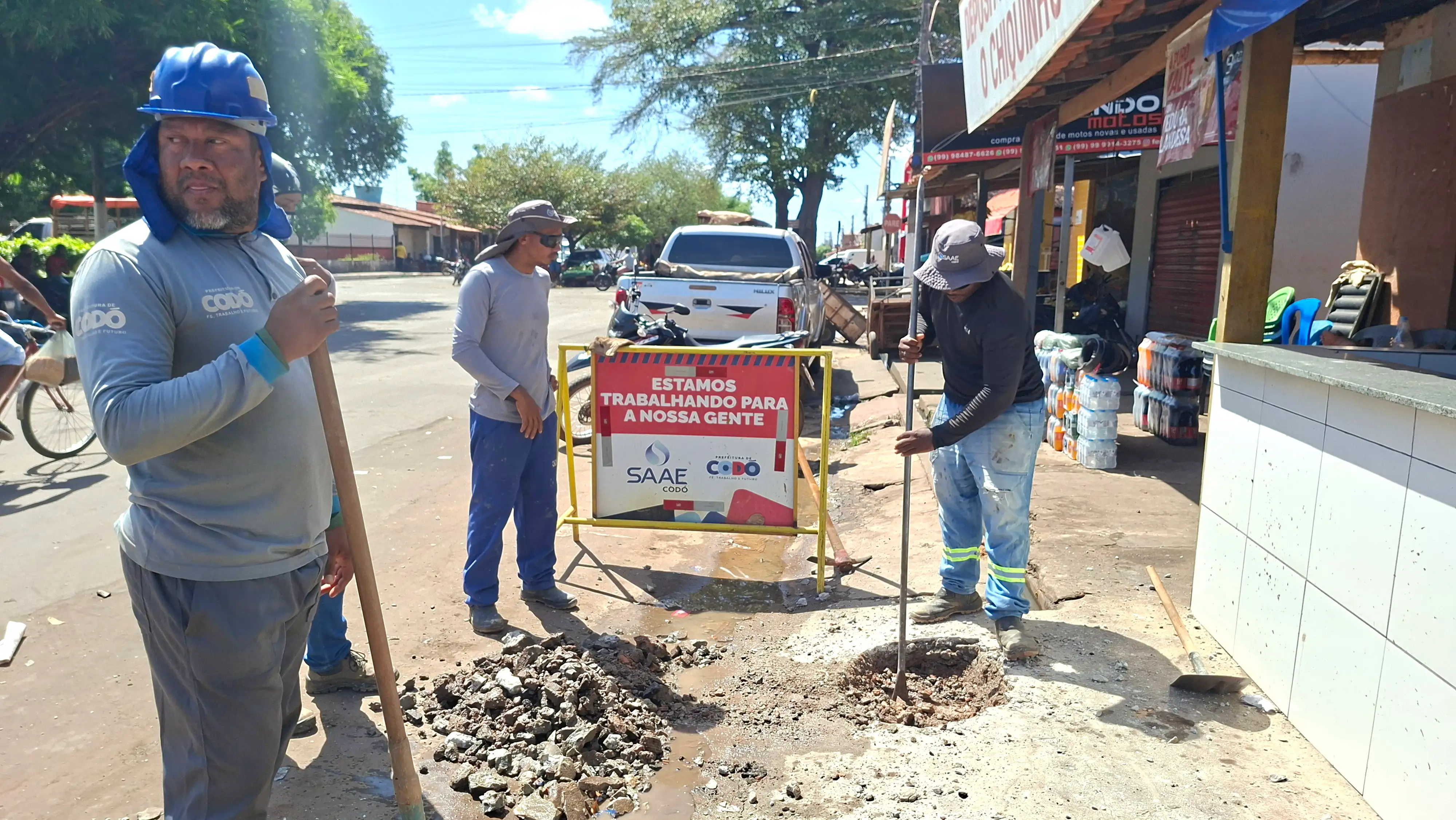 Foto 3 – SAAE Codó soluciona rompimento de duas adutoras e restabelece abastecimento de água