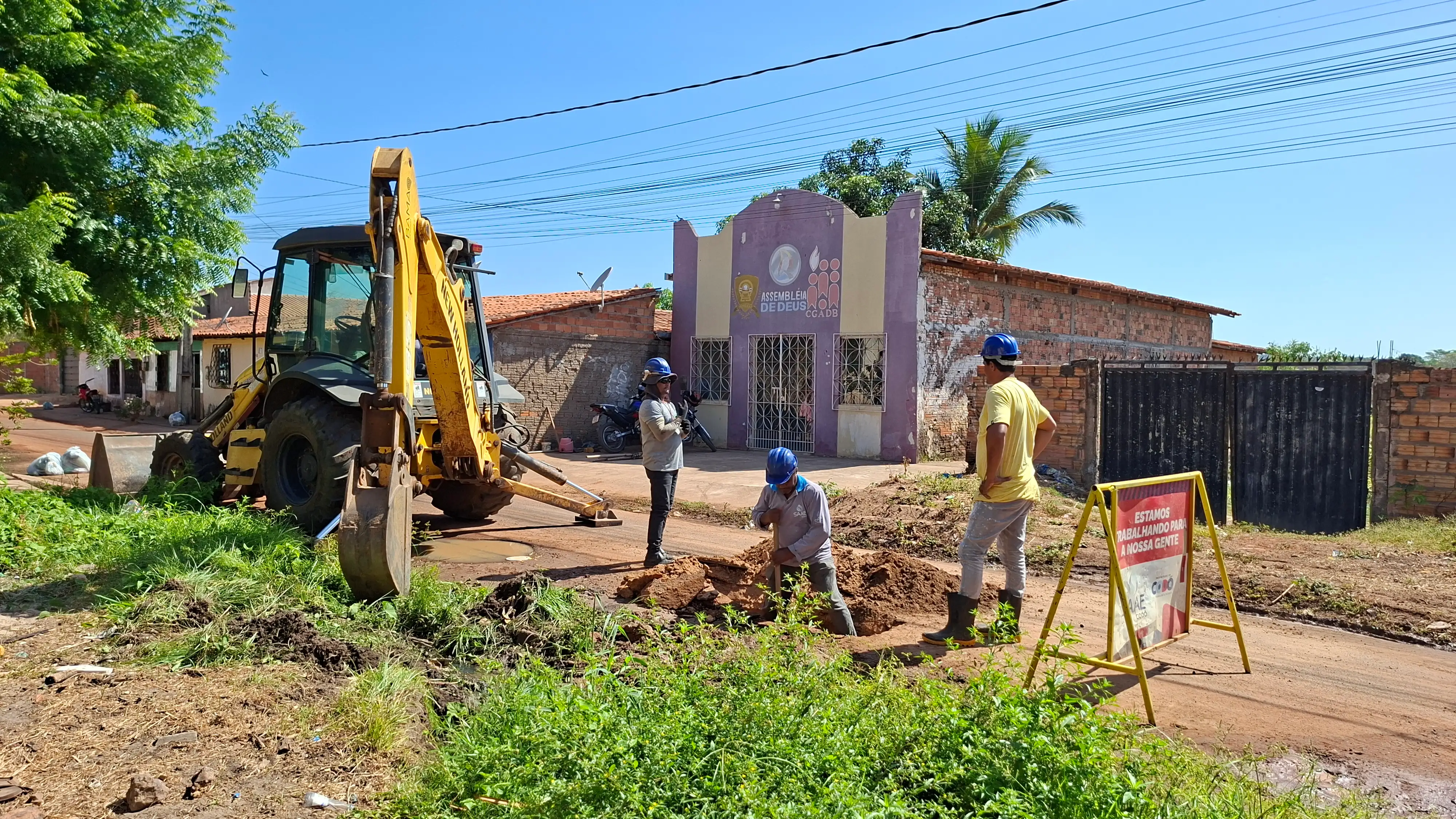 Foto 2 – SAAE Codó realiza interligação na rede de abastecimento para melhorar fluxo e pressão da água na Rua Dr. José Anselmo e