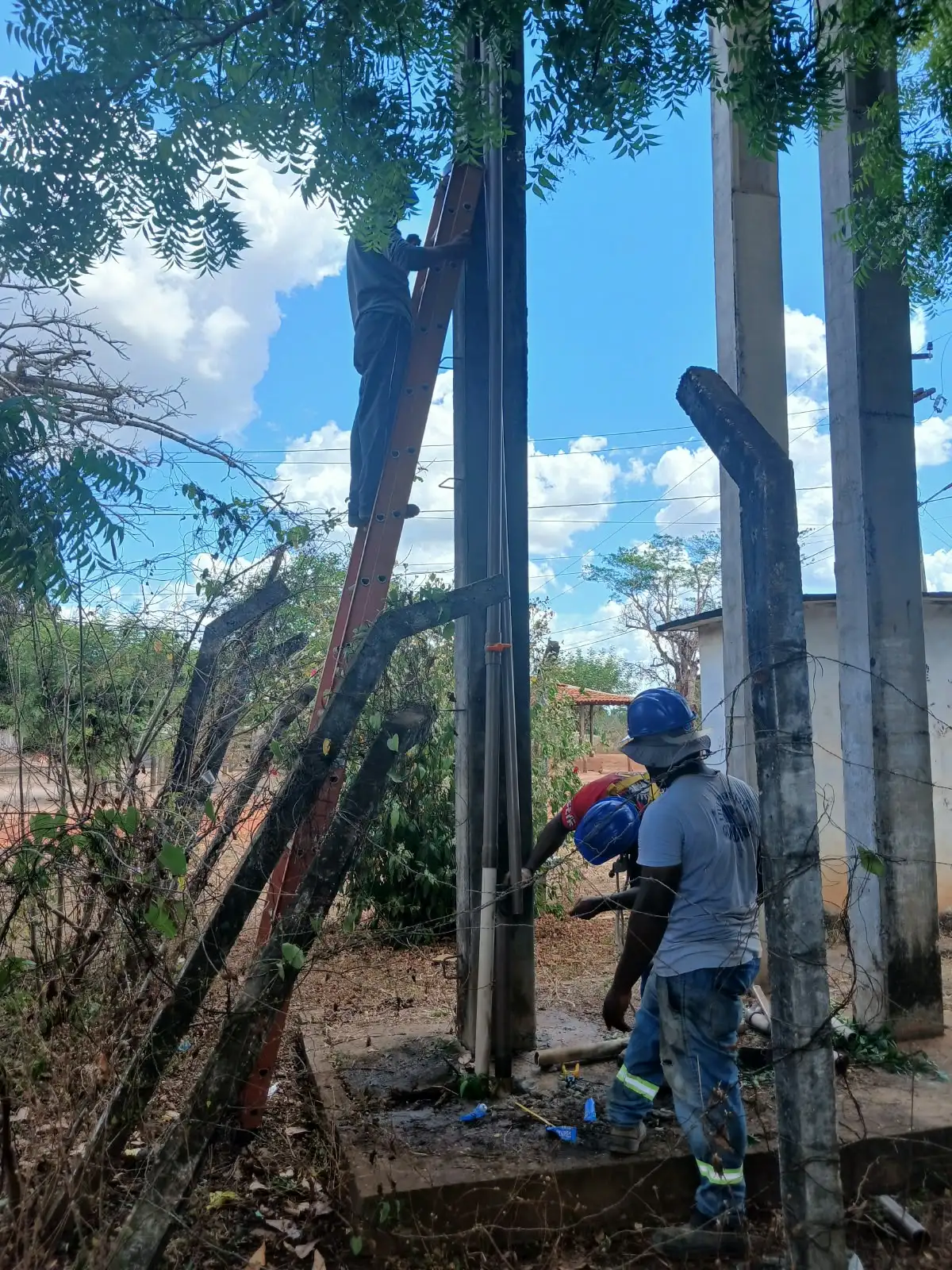 Foto 4 – SAAE Codó realiza troca de caixa d’água e recupera bomba no povoado Lagoinha